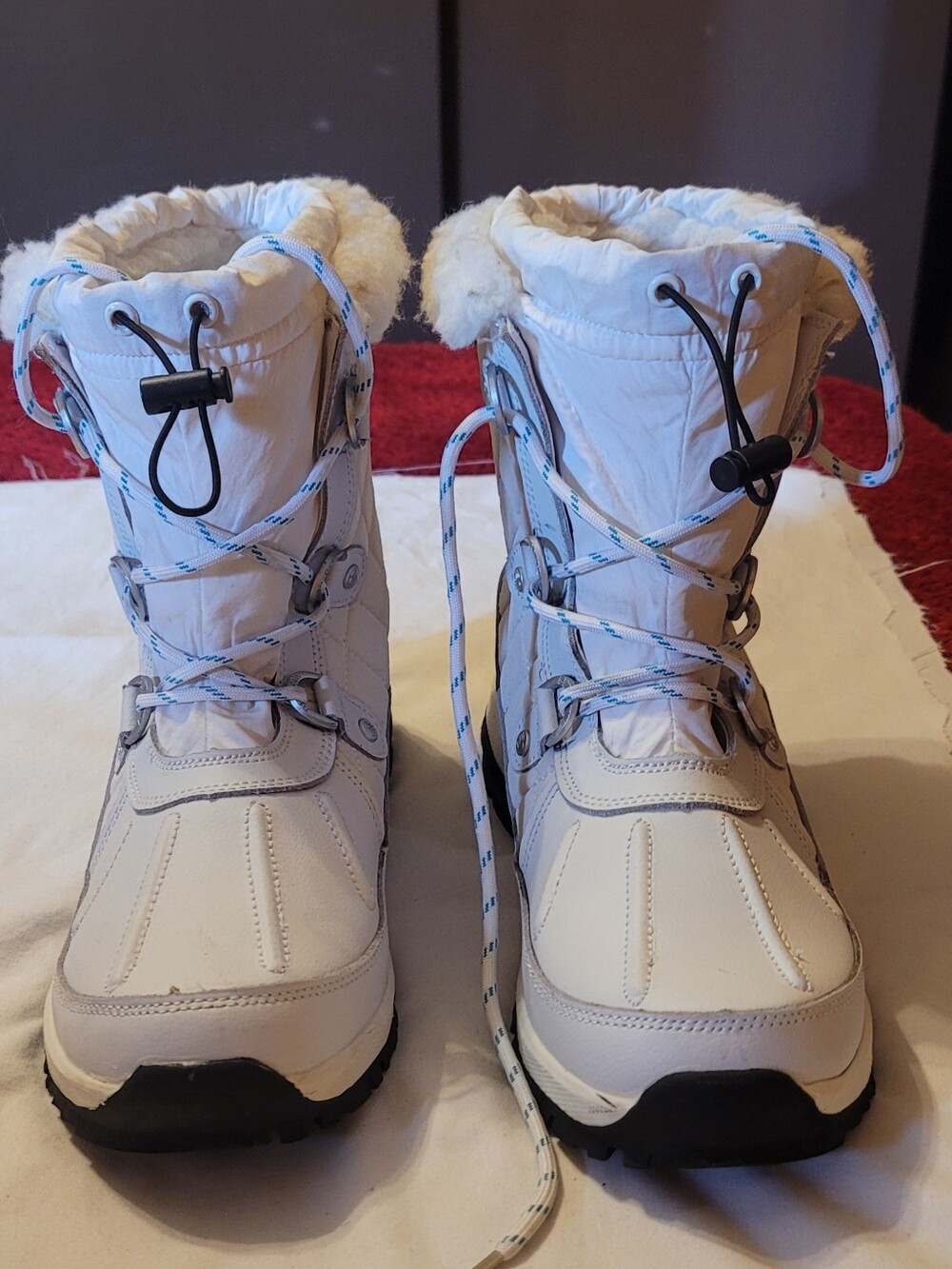 bearpaw leather winter boots size 8
